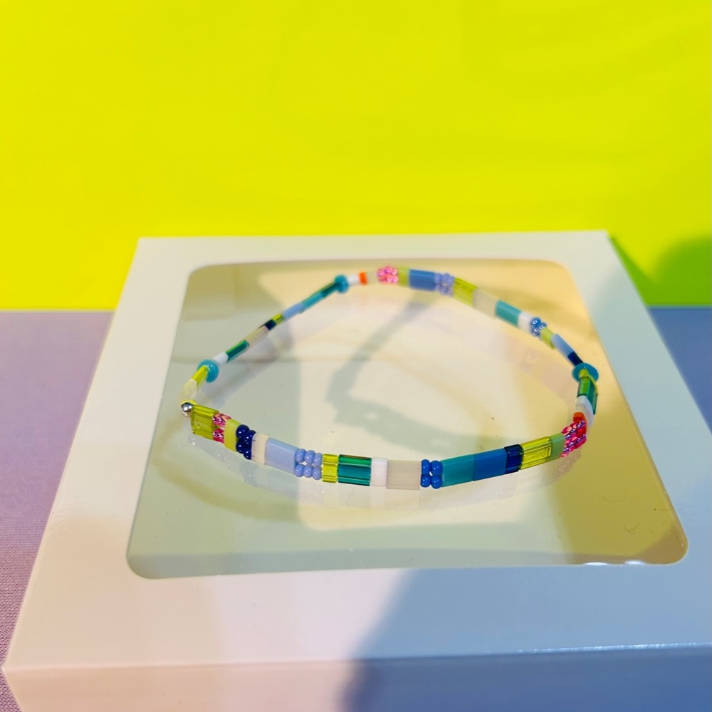 Tila Bracelet in Pretty Spring Colored Glass Beads & stretchy cord - Picture 5 of 5